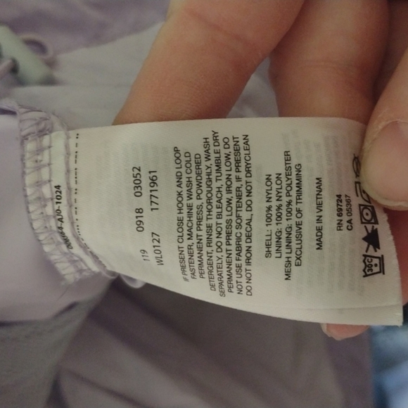 Columbia Lavender Hioded windbreaker size XL - Picture 6 of 6